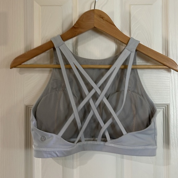 Lululemon Free To Be Serene Bra *High Neck Powdered Gray Size 8 - Picture 2 of 5
